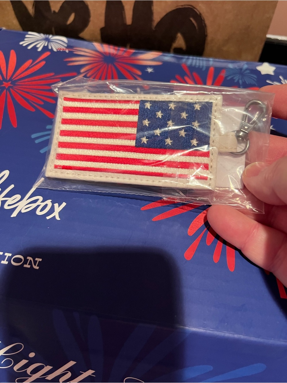 Lug American Flag Puller NWT